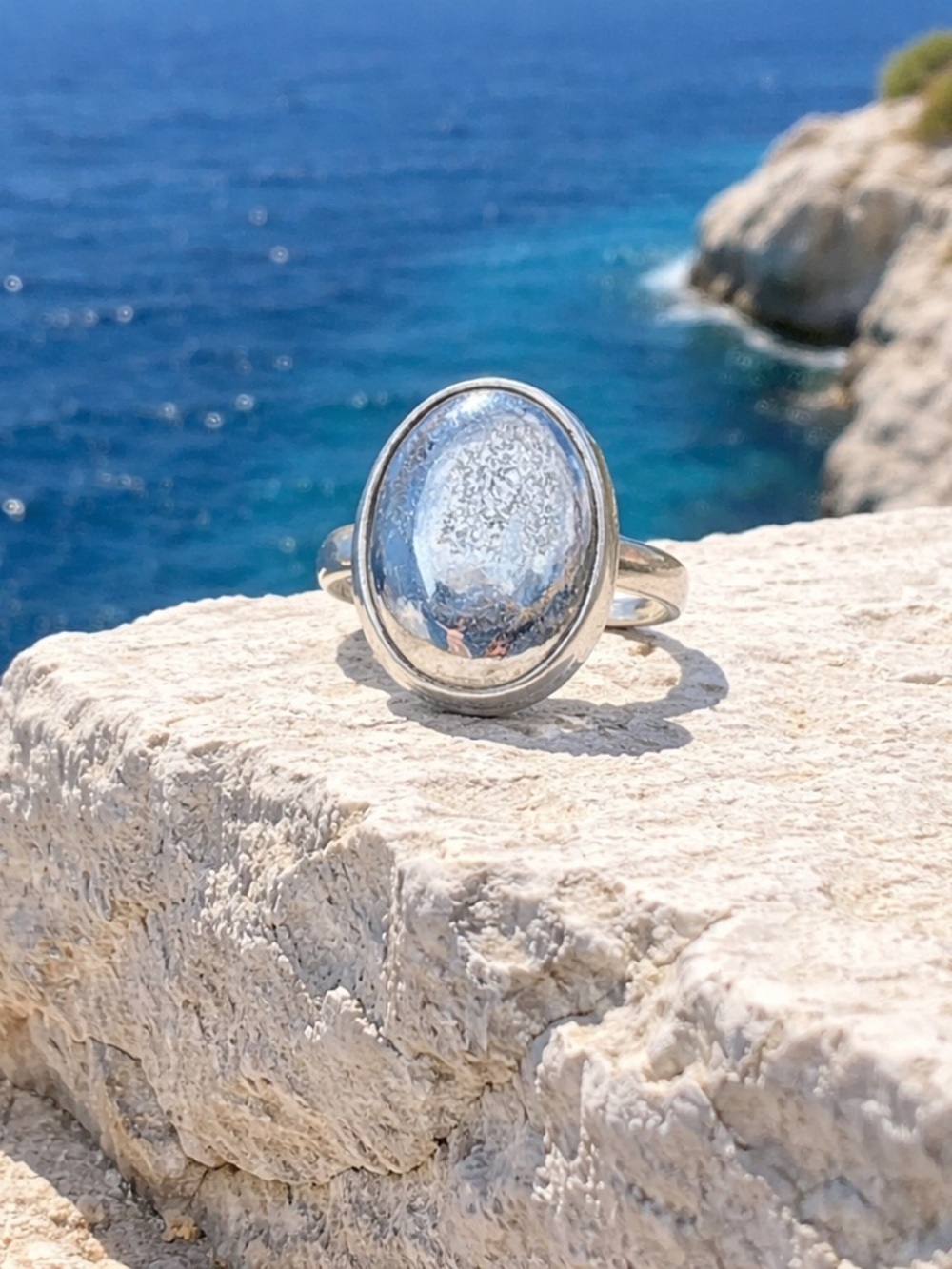 Platinum Aura Druzy Ring - Picture 12 of 14